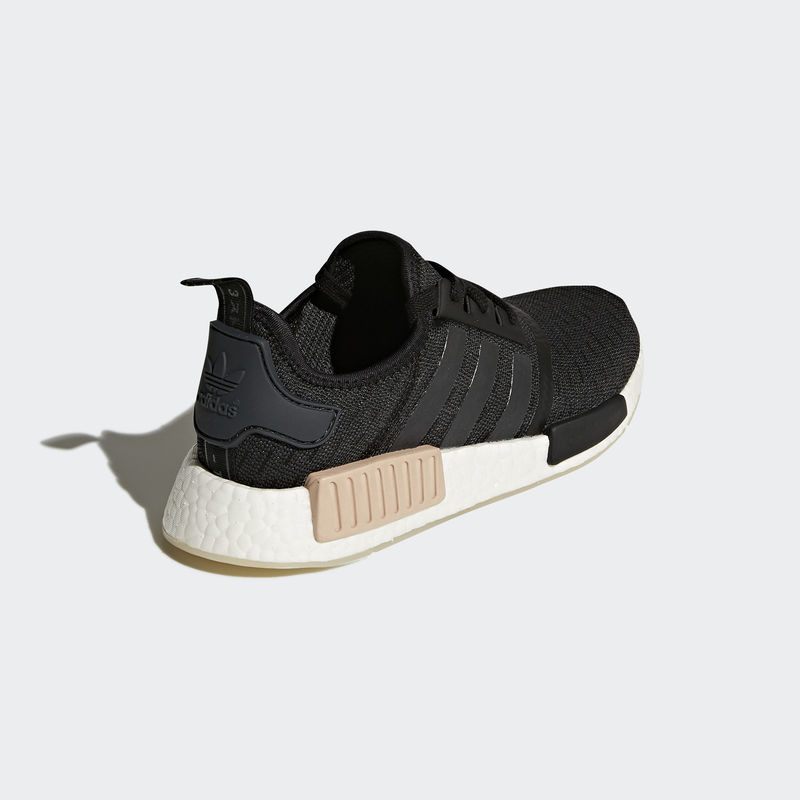 Nmd r1 black outlet carbon